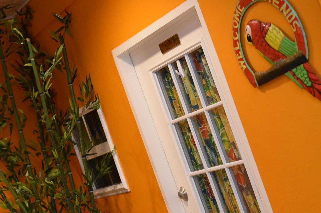 Beverly'S Oasis Suites Scarborough Esterno foto